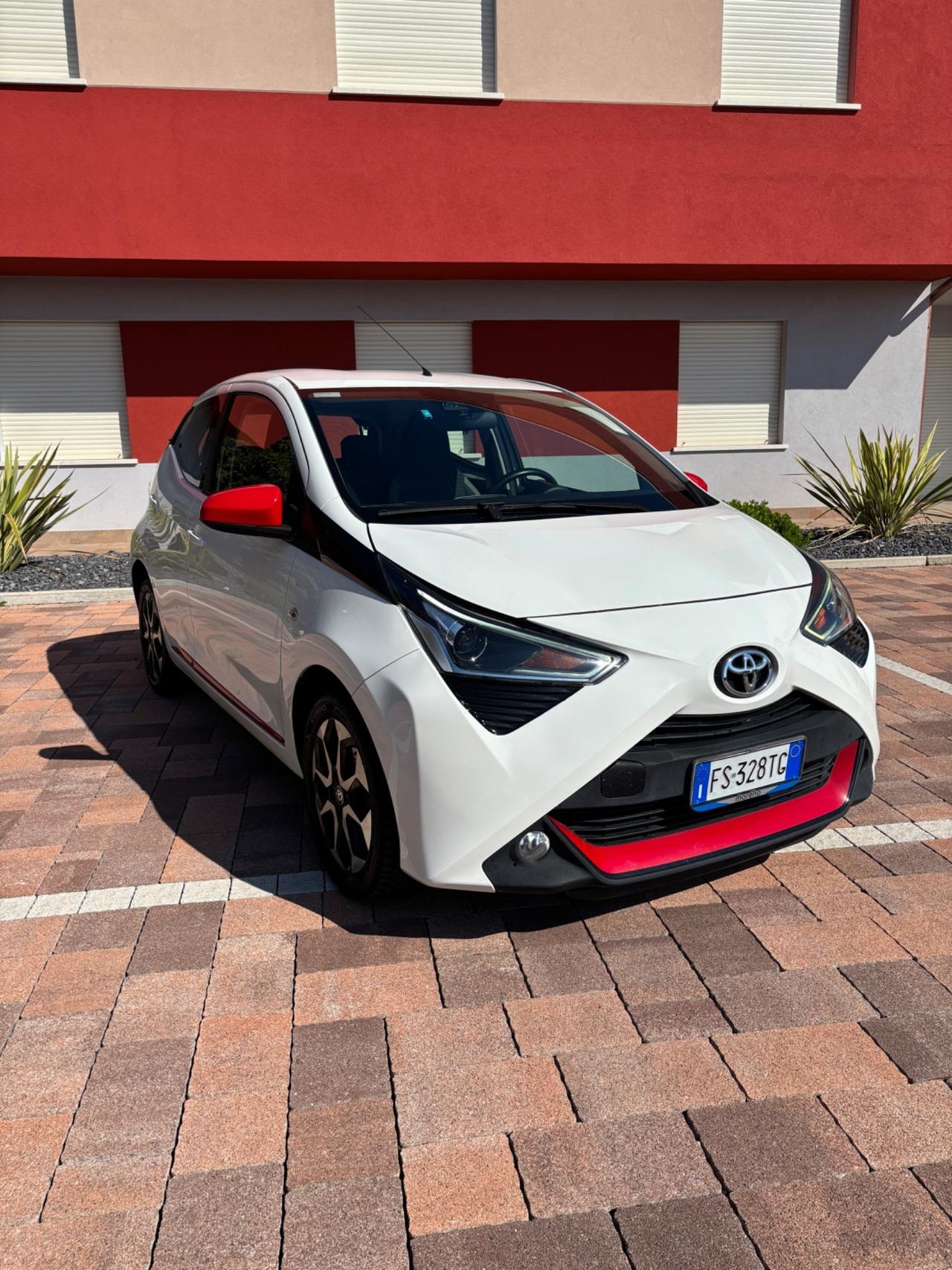 Toyota Aygo 1.0 VVT-i 72 CV 5 porte