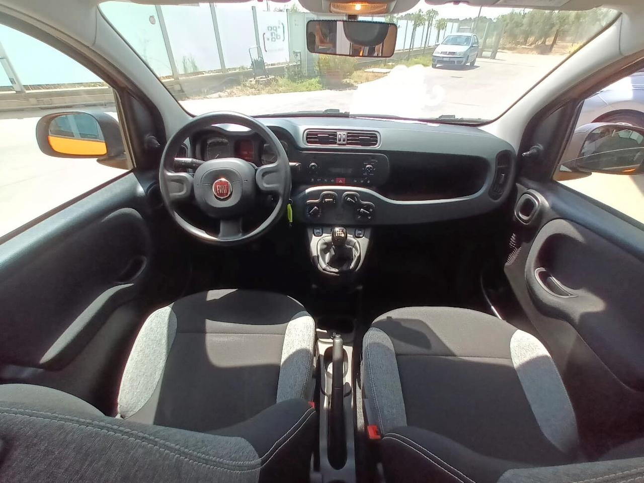 Fiat Panda 1.0 Firefly S&S Hybrid 70 CV