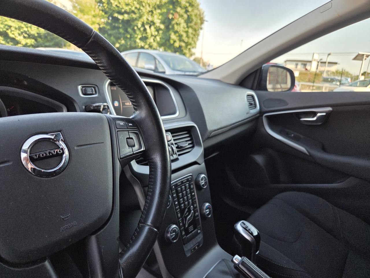 Volvo V40 D2 Business