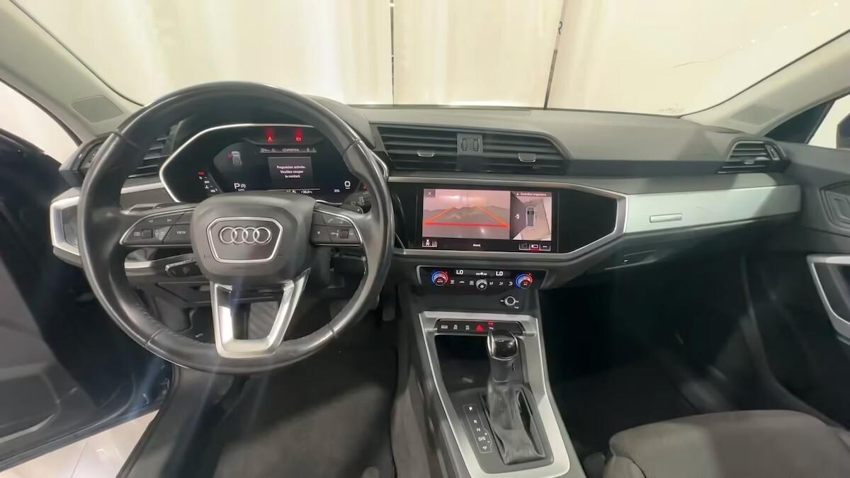 Audi Q3 35 TDI S tronic Business
