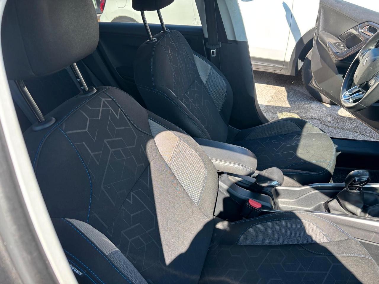 Peugeot 2008 1.2 BENZINA CV 82 Active