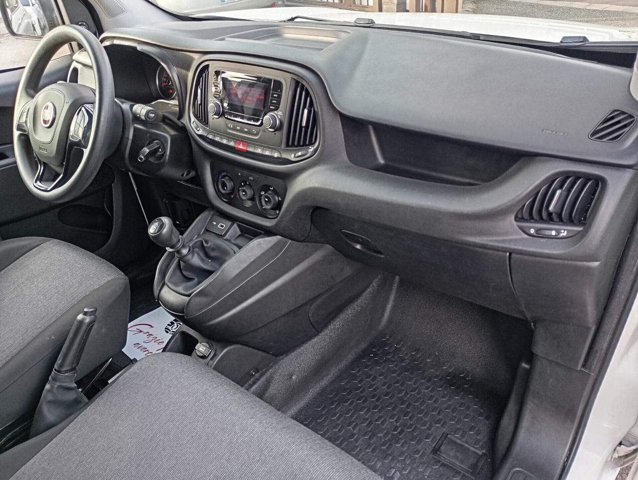 Fiat Doblo Cargo Maxi 1.6 Mjet 105CV Bus. 3 Posti