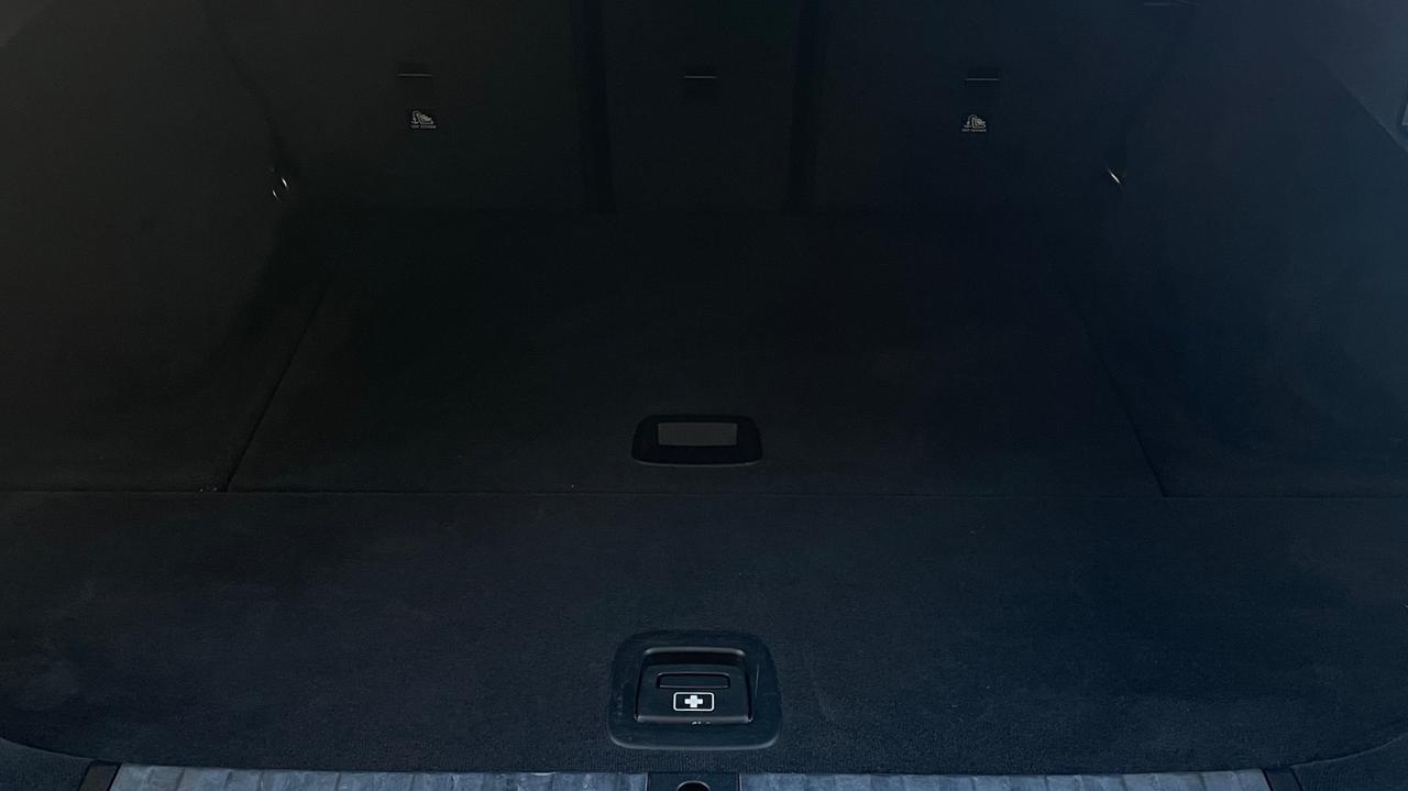 BMW 318D TOURING 2.0 BUSINESS ADVANTAGE 150CV - VIRTUAL COCKPIT, FULL LED, PORTELLONE ELETTRICO