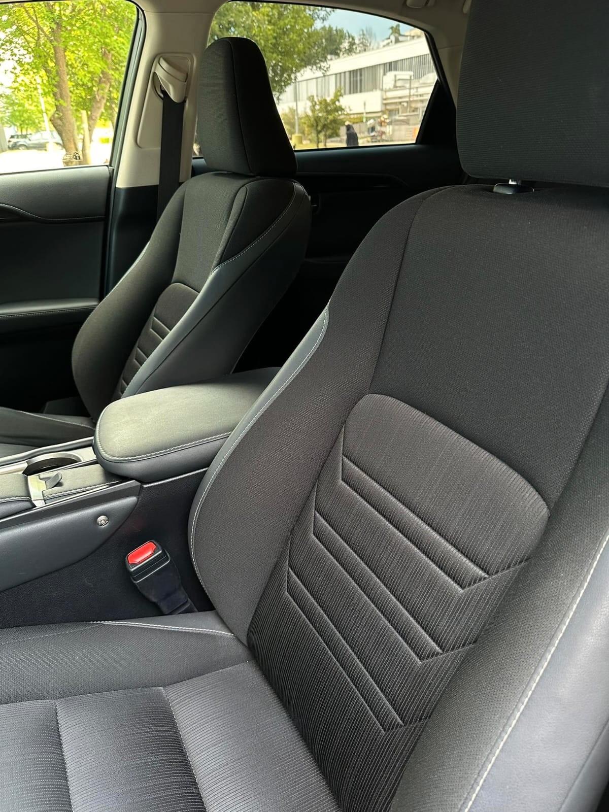 Lexus NX 300h NX Hybrid 4WD Executive