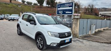 Dacia Sandero Stepway Turbo GPL 90 CV NEOPATENTATI