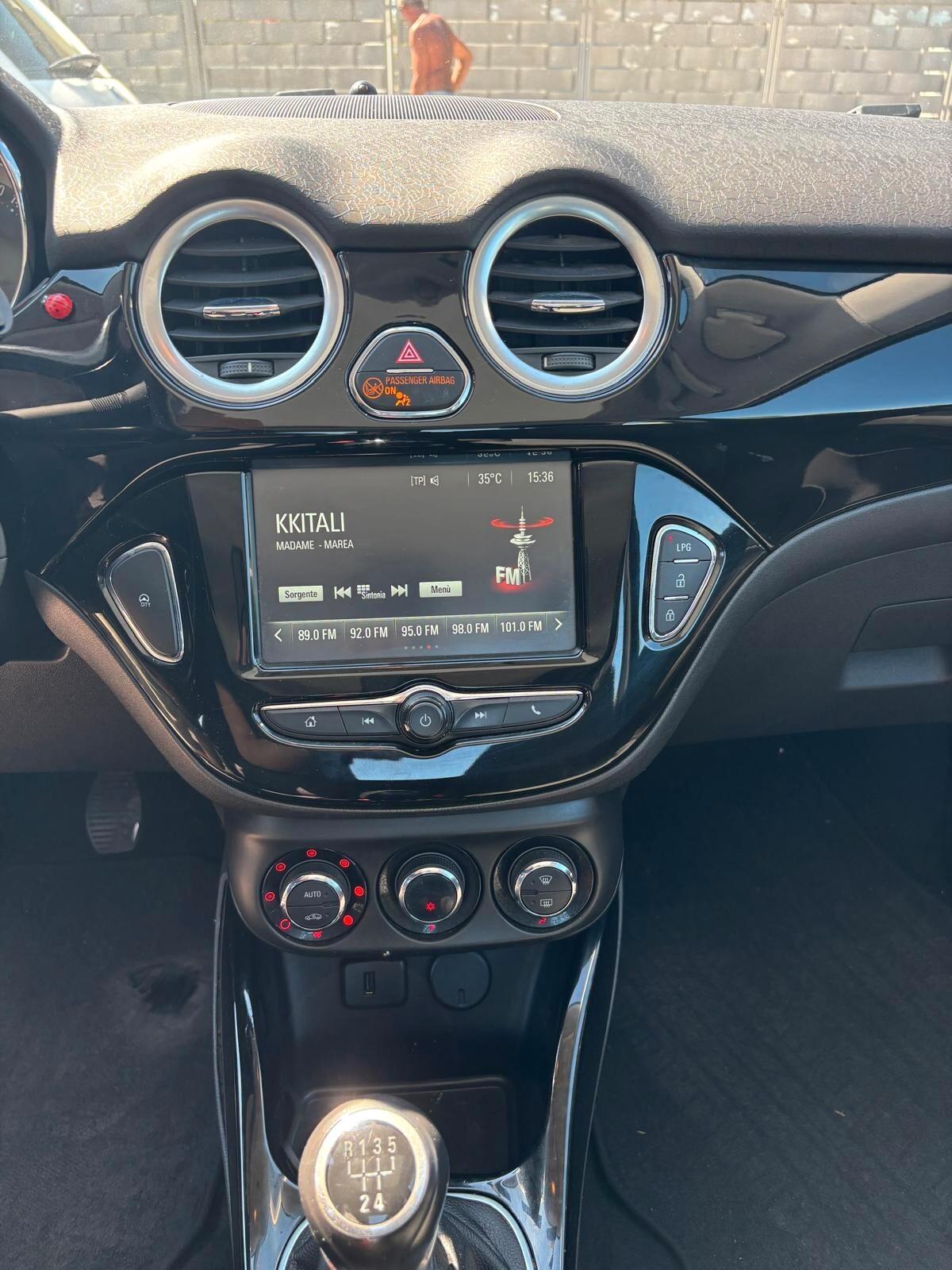 Opel Adam 1.4 GPL - 2018
