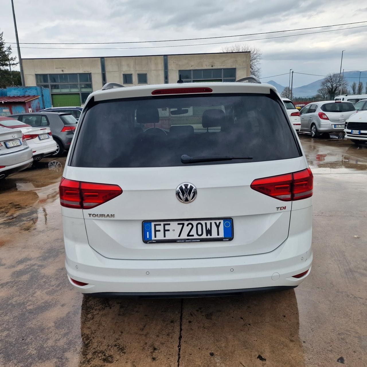 Volkswagen Touran 1.6 TDI 115 CV SCR DSG Highline BlueMotion Tech.