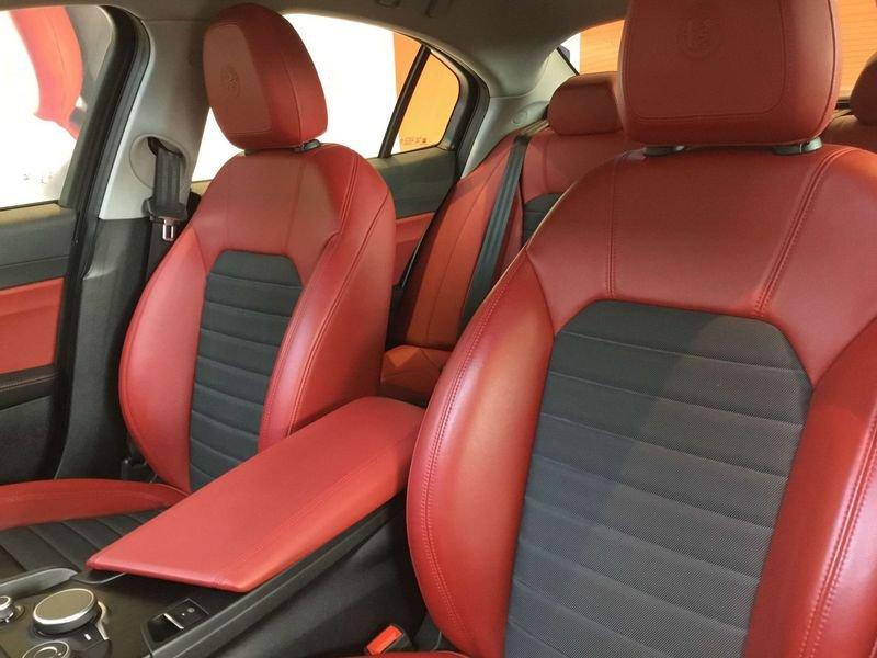 Alfa Romeo Giulia 2.2 Turbo Diesel 180 CV AT8 Super MY16