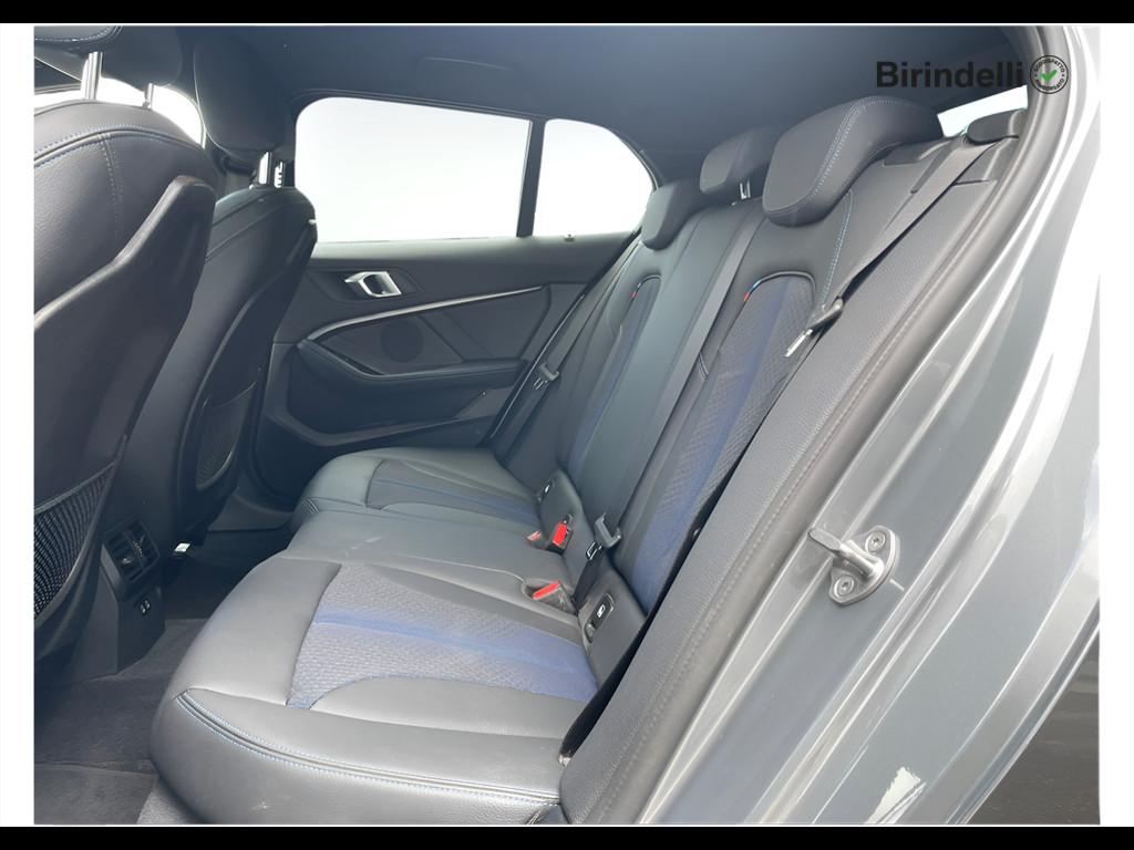 BMW Serie 1 (F40) - 118d 5p. Msport