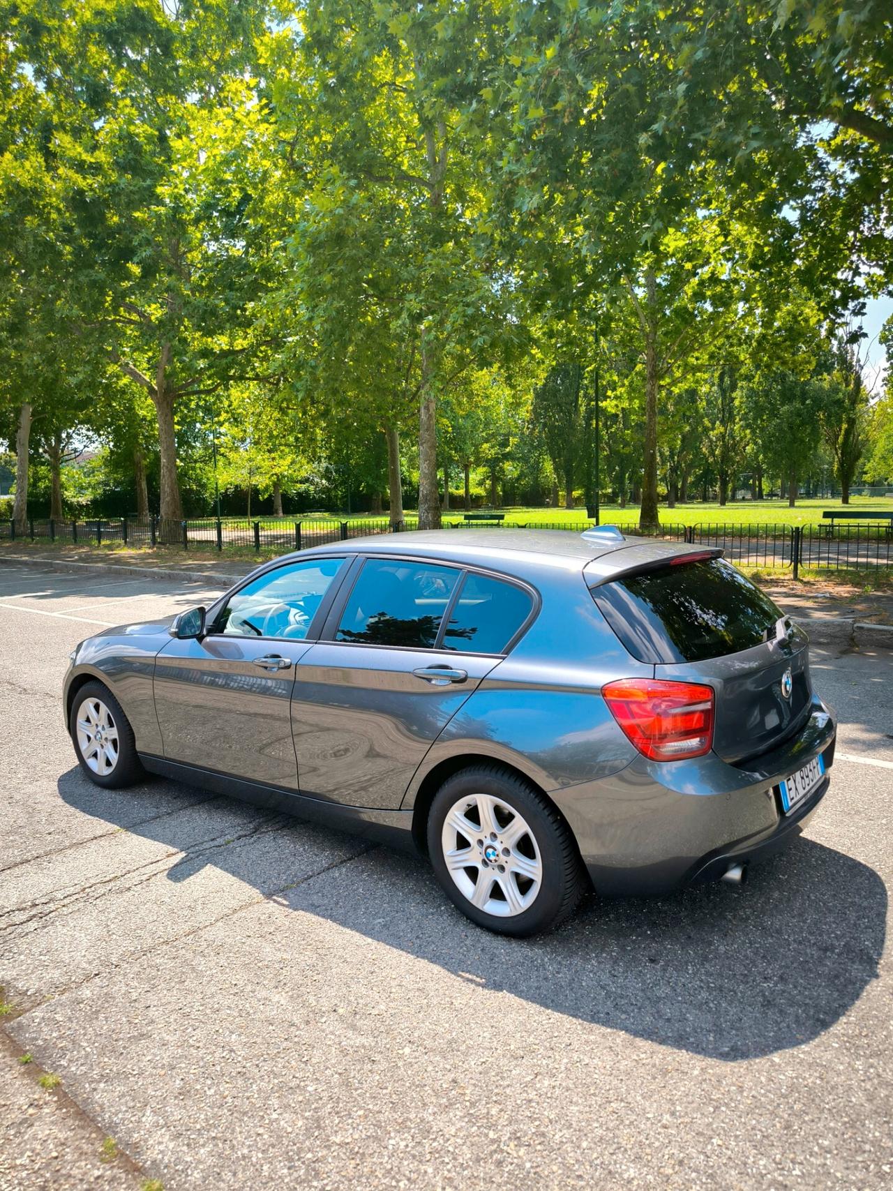 Bmw 116i 5p con 86000 KM ORIGINALI