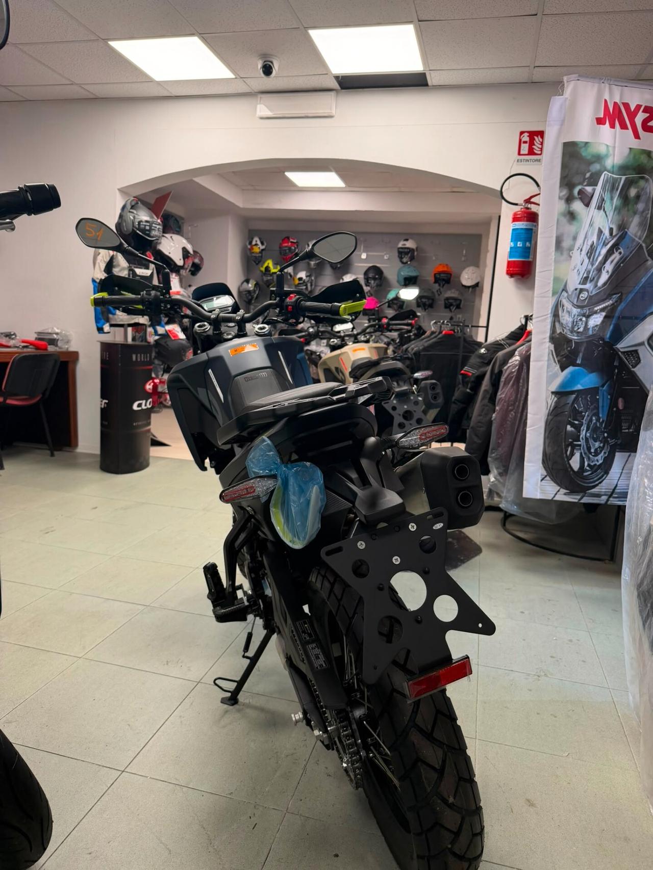 Benelli BKX 300 BKS & BKX