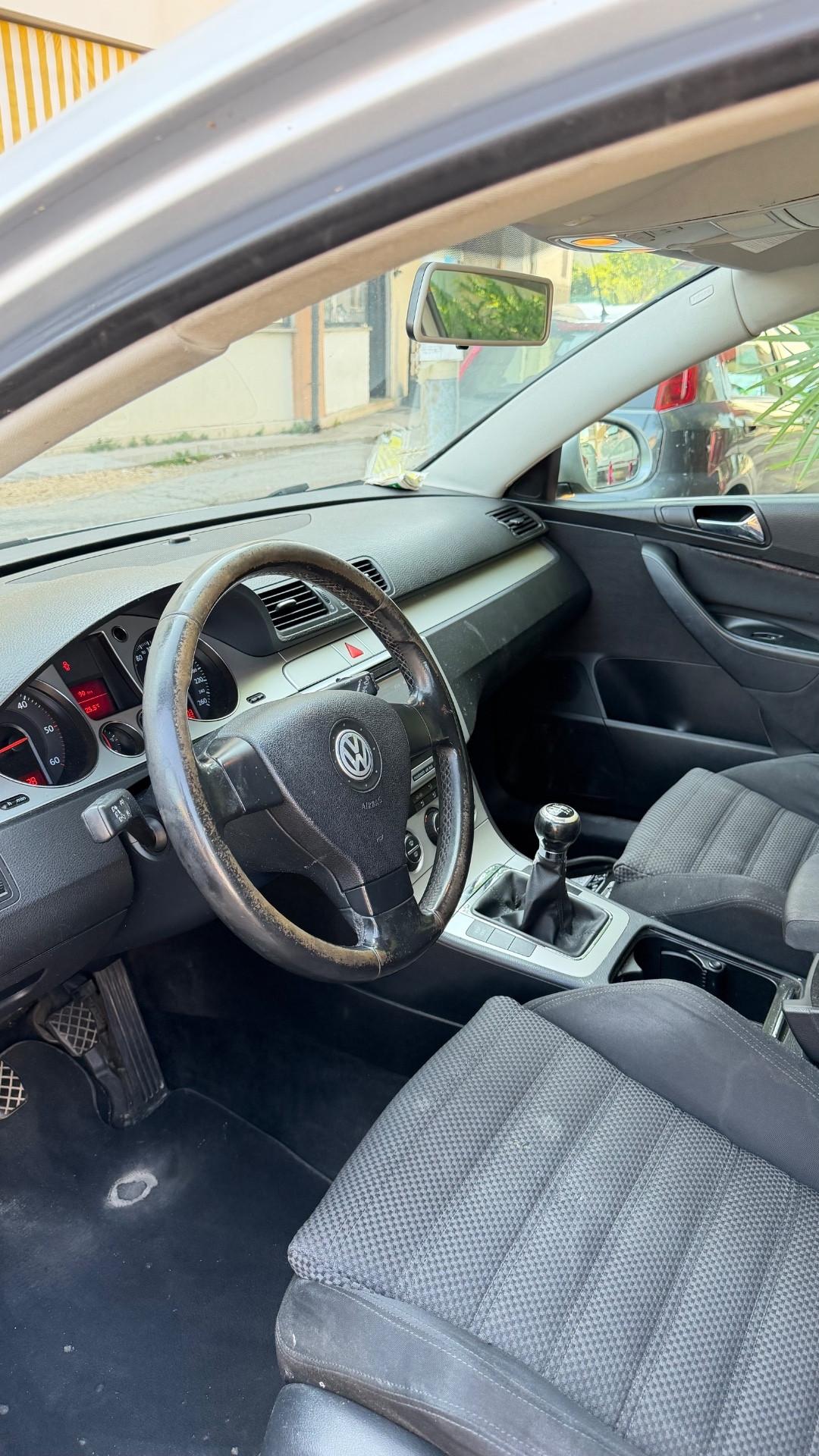 Volkswagen Passat 2.0 TDI DPF Var. Comfortline