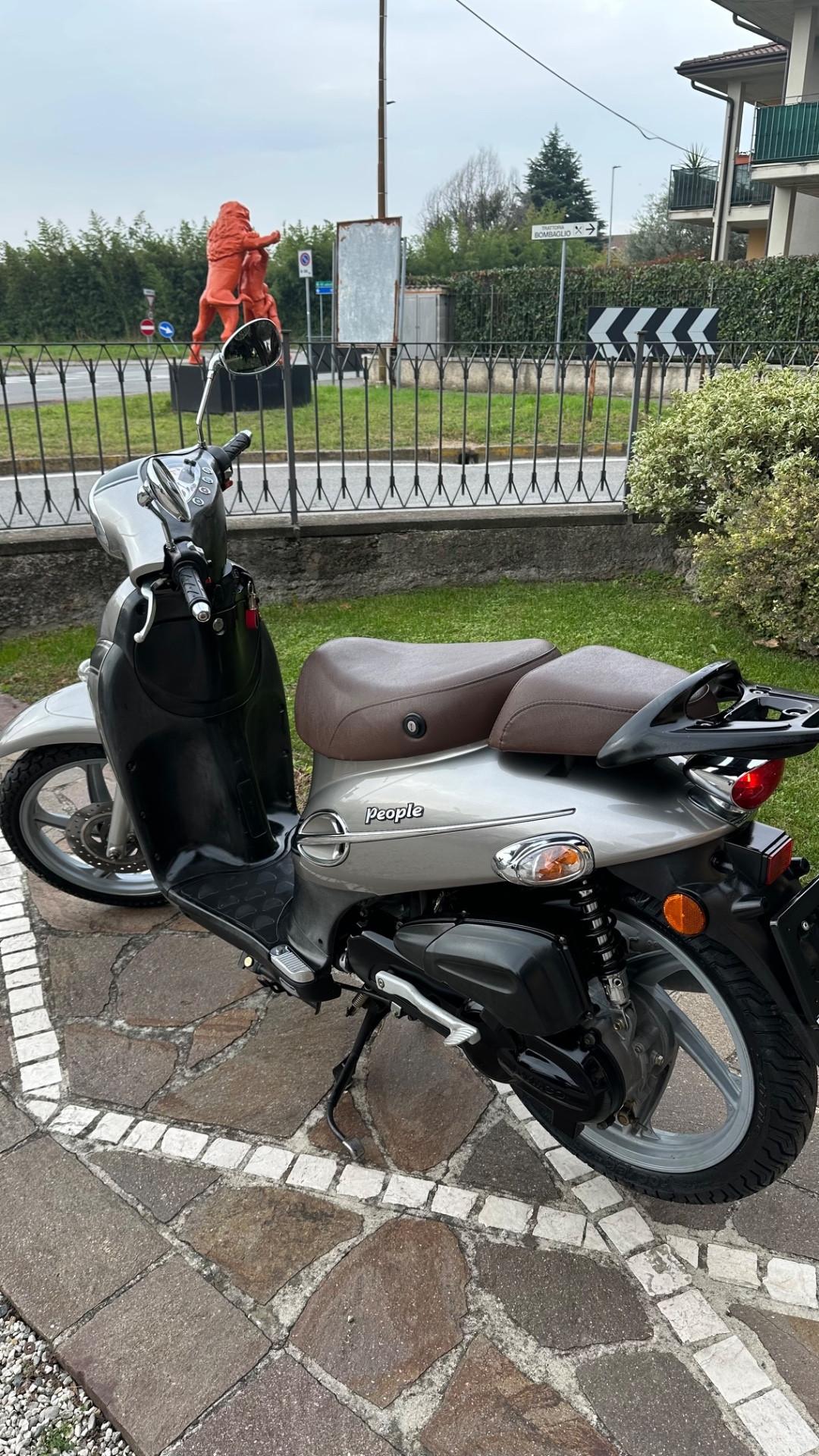 Kymco People 50 2 tempi