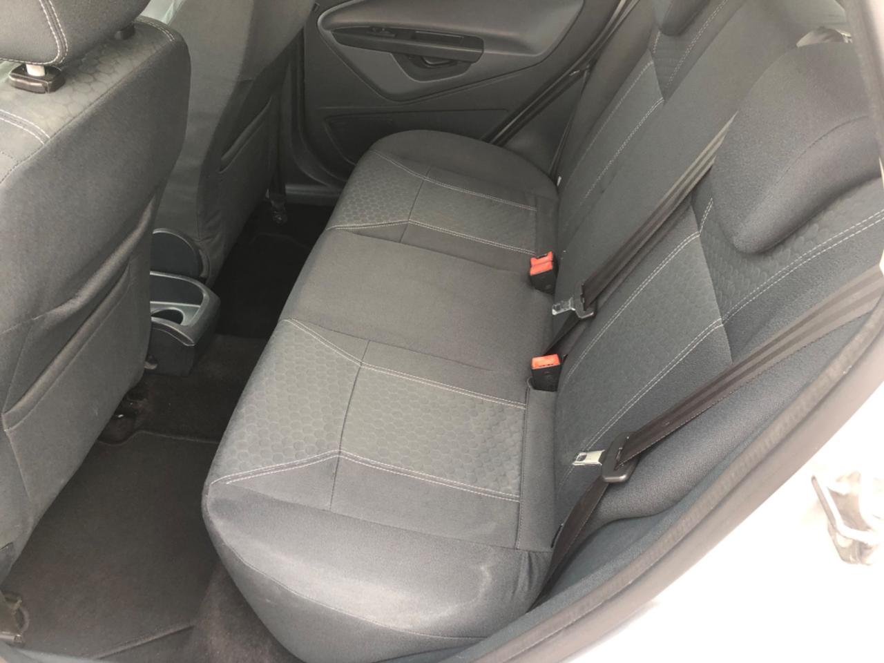 Ford Fiesta 1.4 5 porte Bz.- GPL Titanium 2010