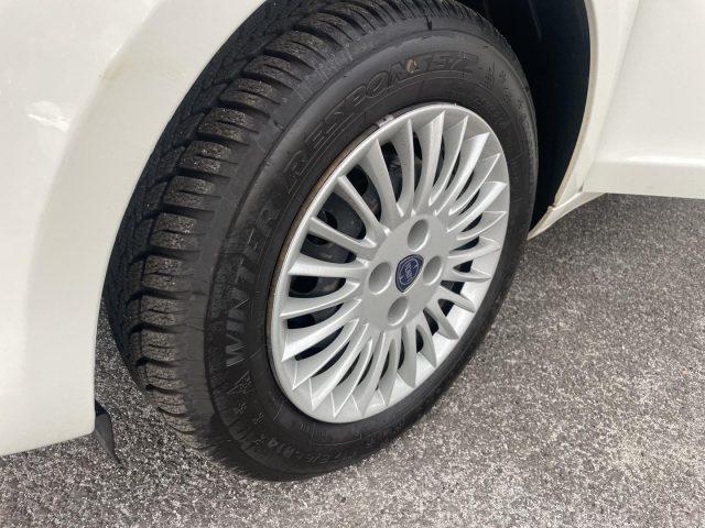 LANCIA Ypsilon 1.2 BENZ 69 CV 5 porte Gold ADATTA A NEOPATENTATI