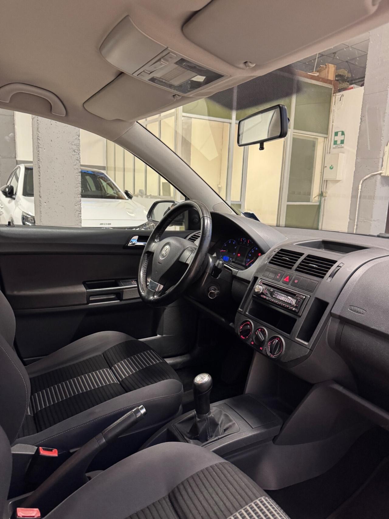 Volkswagen Polo 1.2/70CV 12V 5p. Comfortline