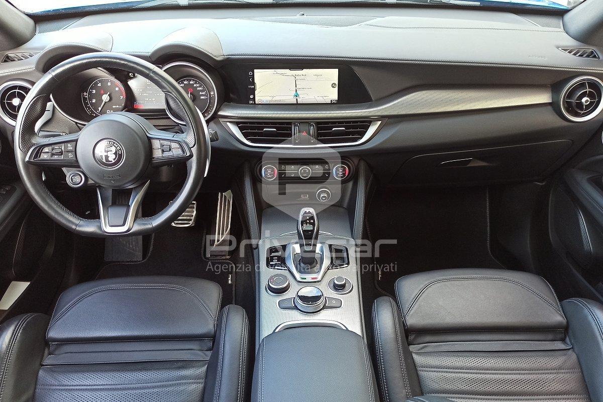 ALFA ROMEO Stelvio 2.0 Turbo 280 CV AT8 Q4 Veloce