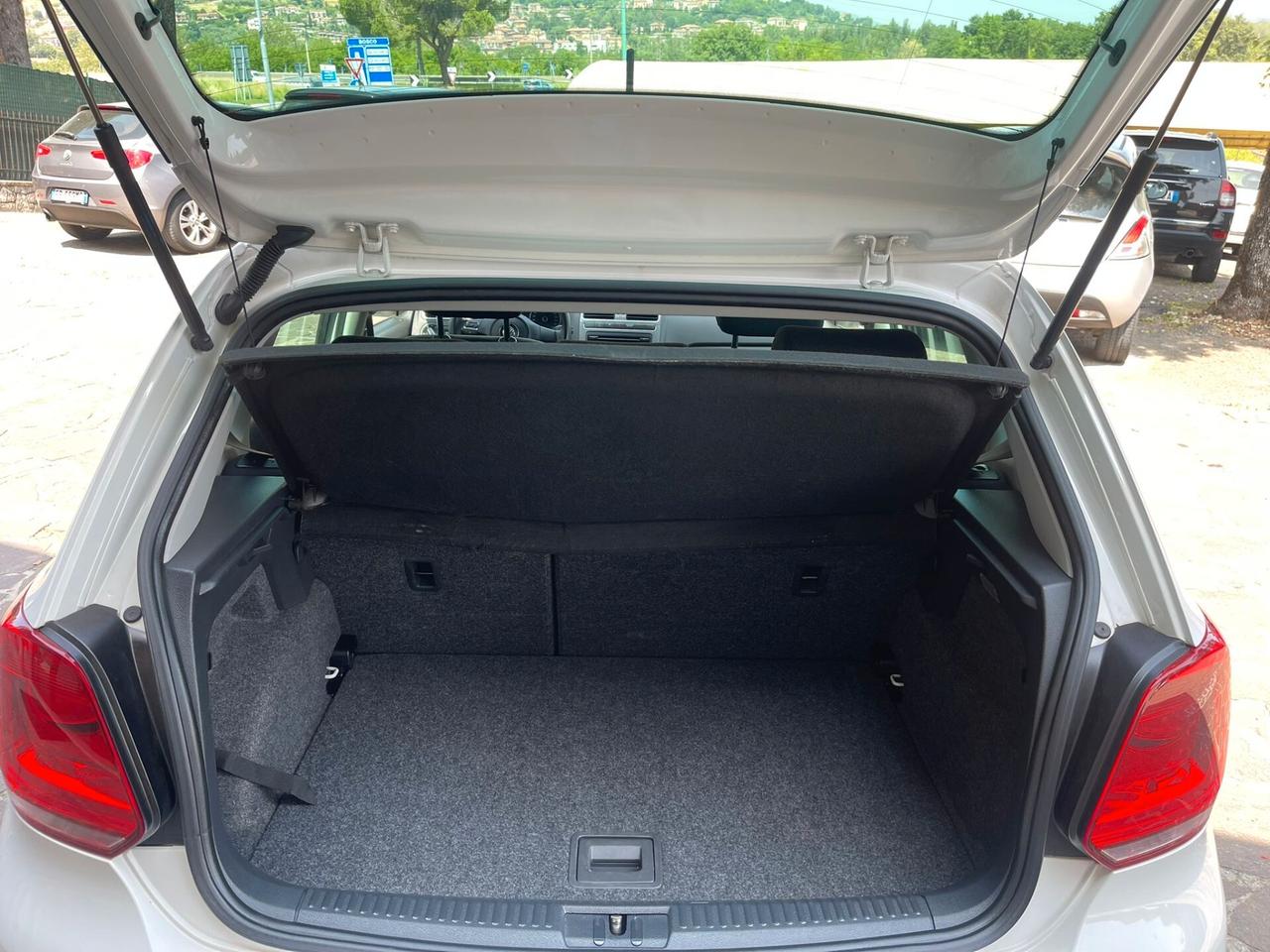 Volkswagen Polo 1.6 TDI 90CV DPF 5 porte Highline NEO PATENTATI