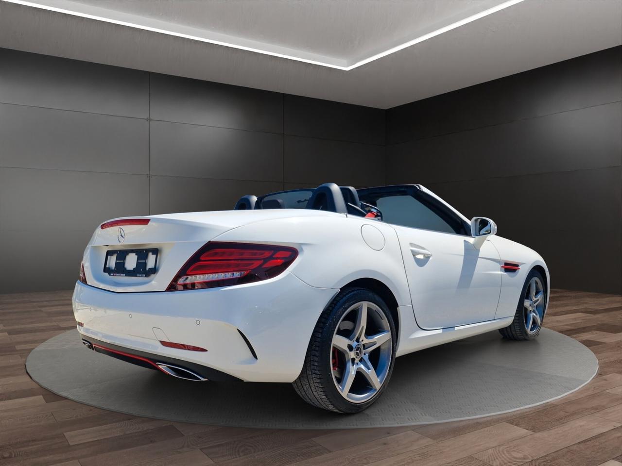 Mercedes-benz SLC 180 AMG LINE