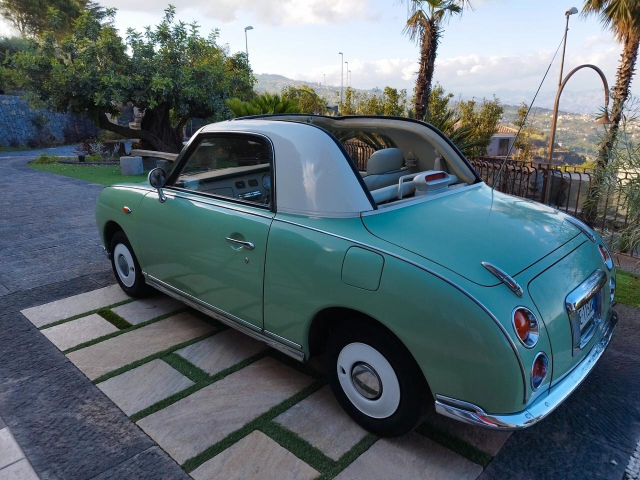 Nissan Figaro