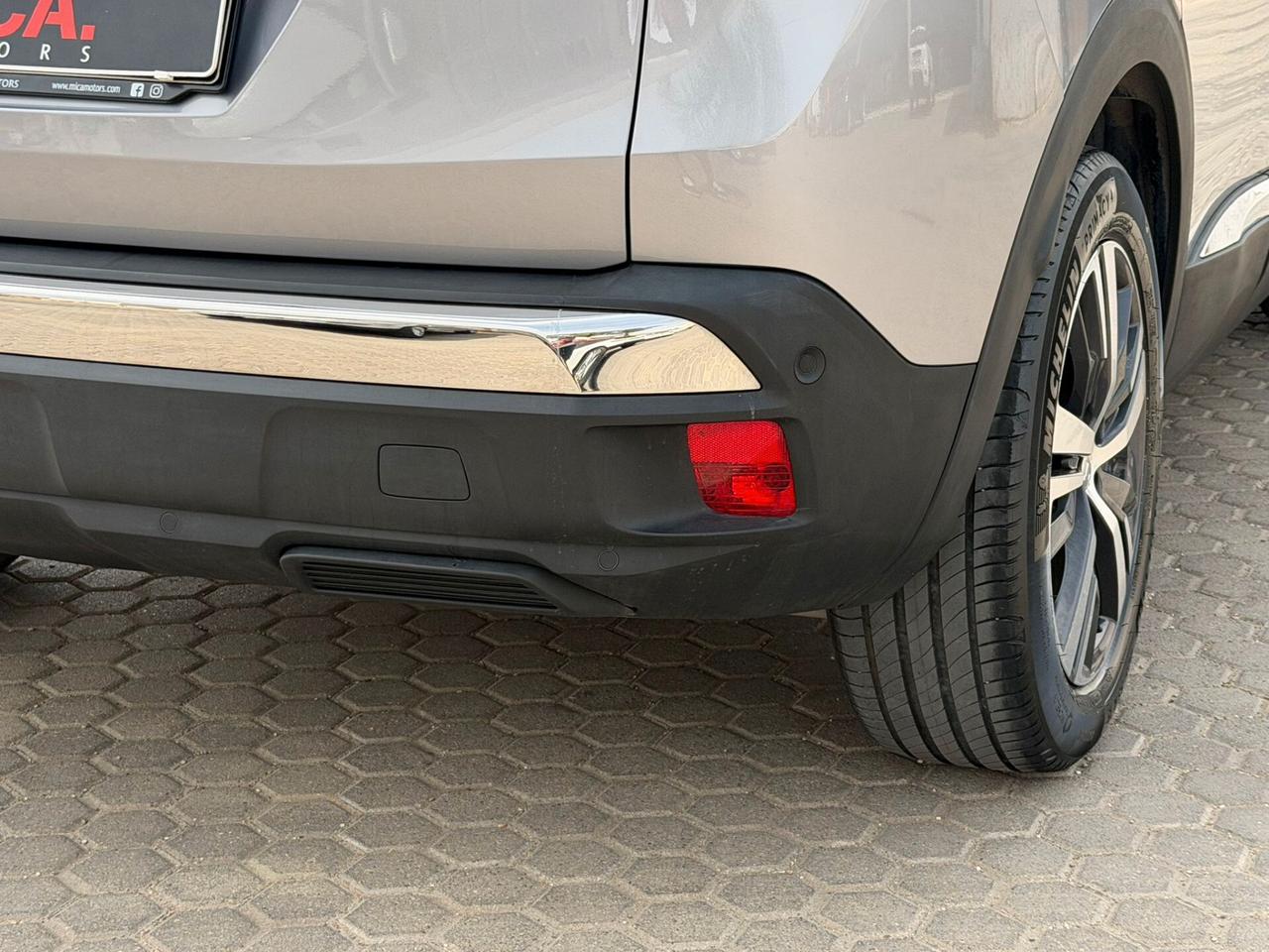 Peugeot 3008 BlueHDi 130 S&S EAT8 Allure