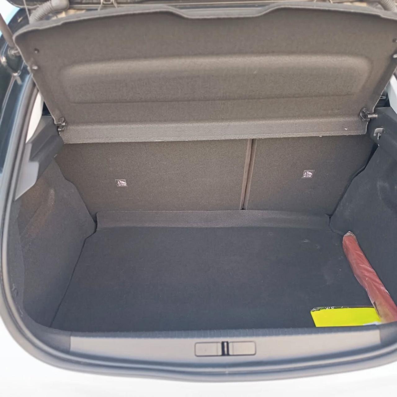 Opel Corsa 1.2 FULL OPT SOLO 17.000KM