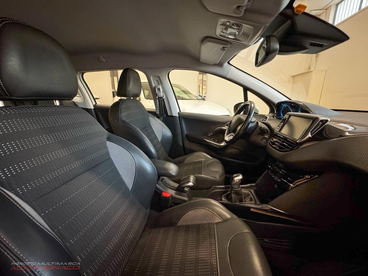 Peugeot 2008 BlueHDi 100cv Allure 2018