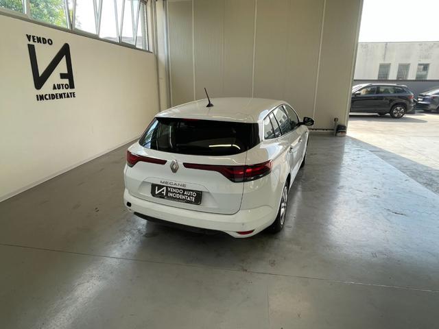 RENAULT Megane SPORTER BLUE DCI 115CV EQUILIBRE