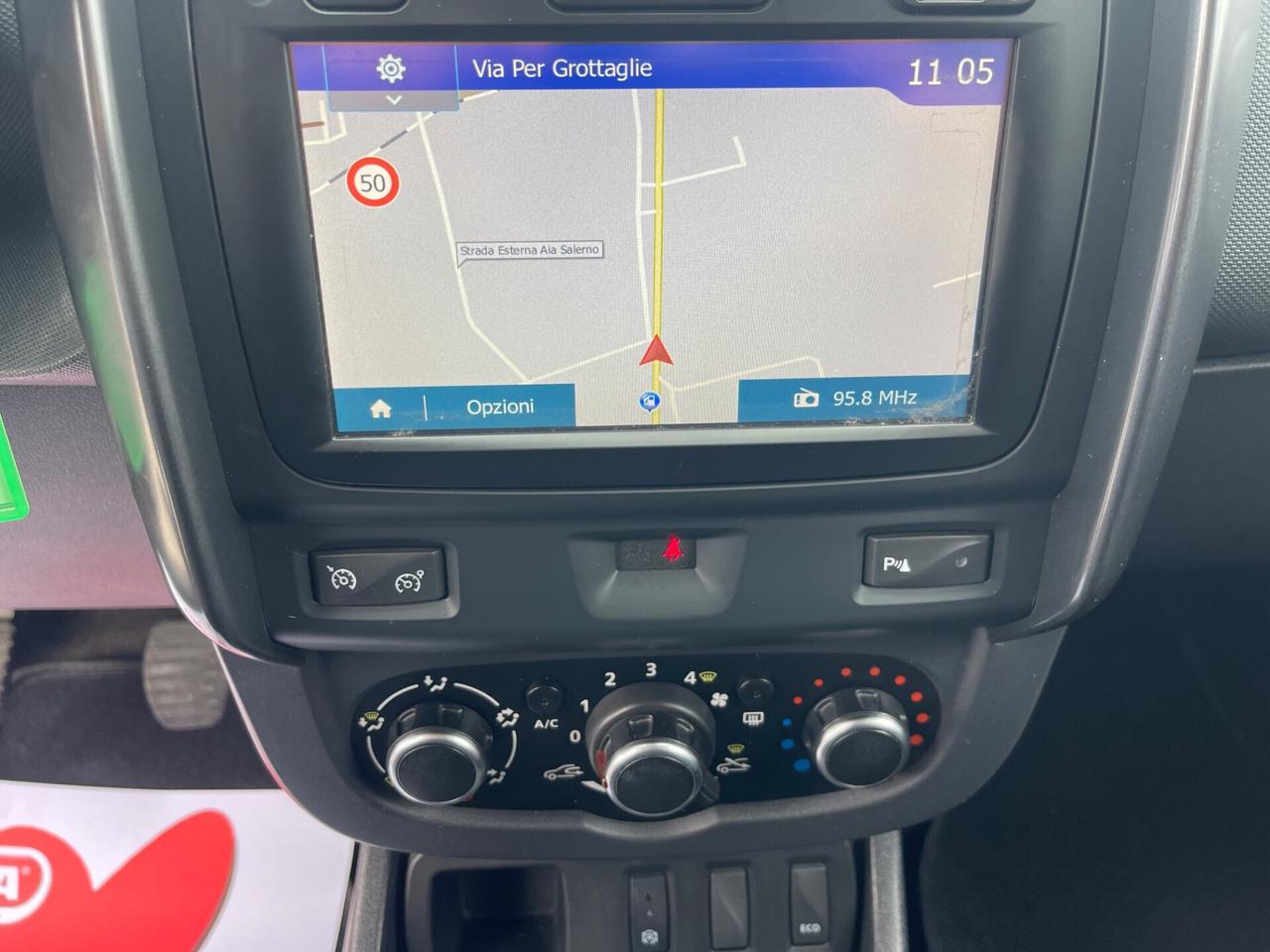 DACIA DUSTER 1.5 DCI 110CV 4x2 LAUREATE FULL MY18