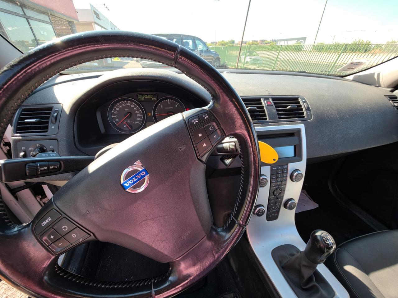 Volvo V50 D2 POLAR