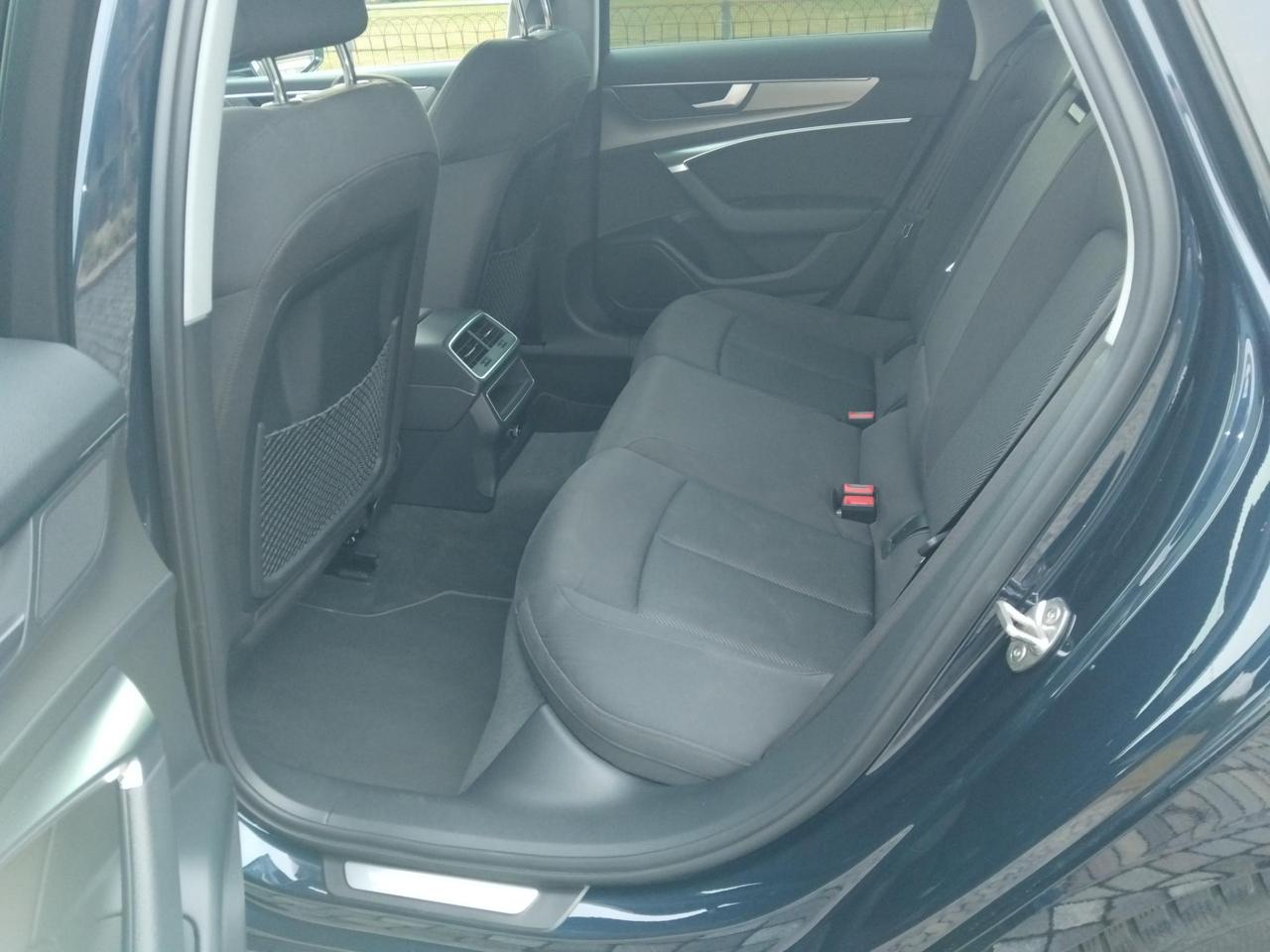 Audi A6 Avant 40 2.0 tdi mhev