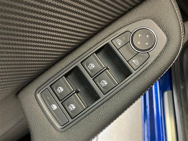 RENAULT Clio 1.6 E-Tech full hybrid E-Tech Engineered 145cv aut