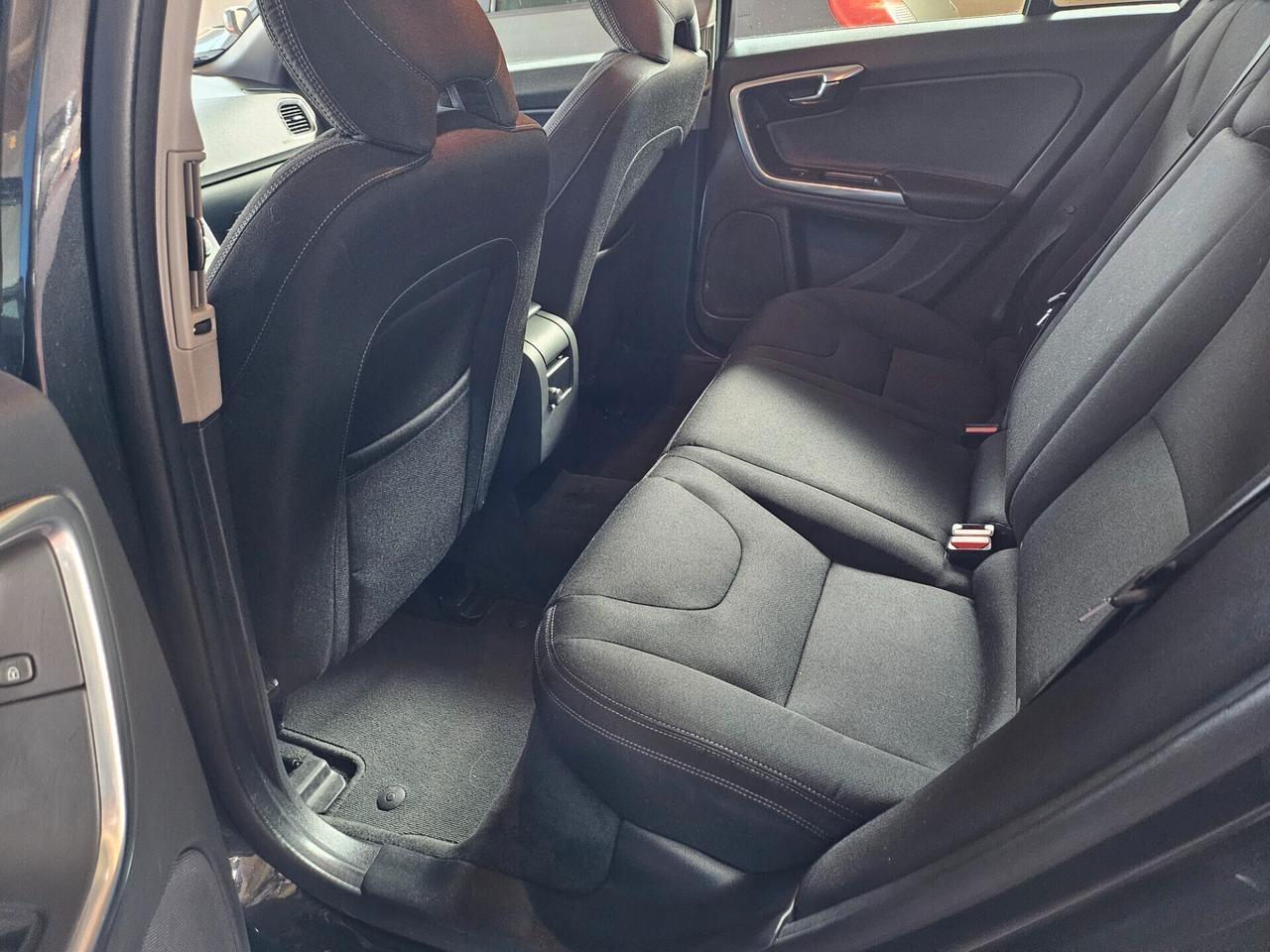 Volvo V60 D2 1.6 Kinetic