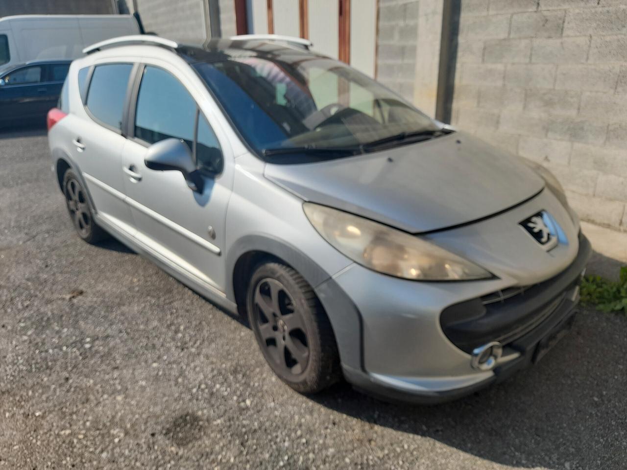Peugeot 207 1.6 HDi 90CV SW ONE Line radiata