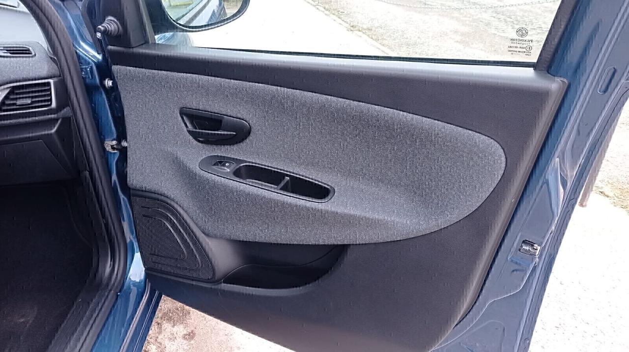 Lancia Ypsilon 1.0 FireFly 5 porte S&S Hybrid Silver Plus *PREZZO REALE*