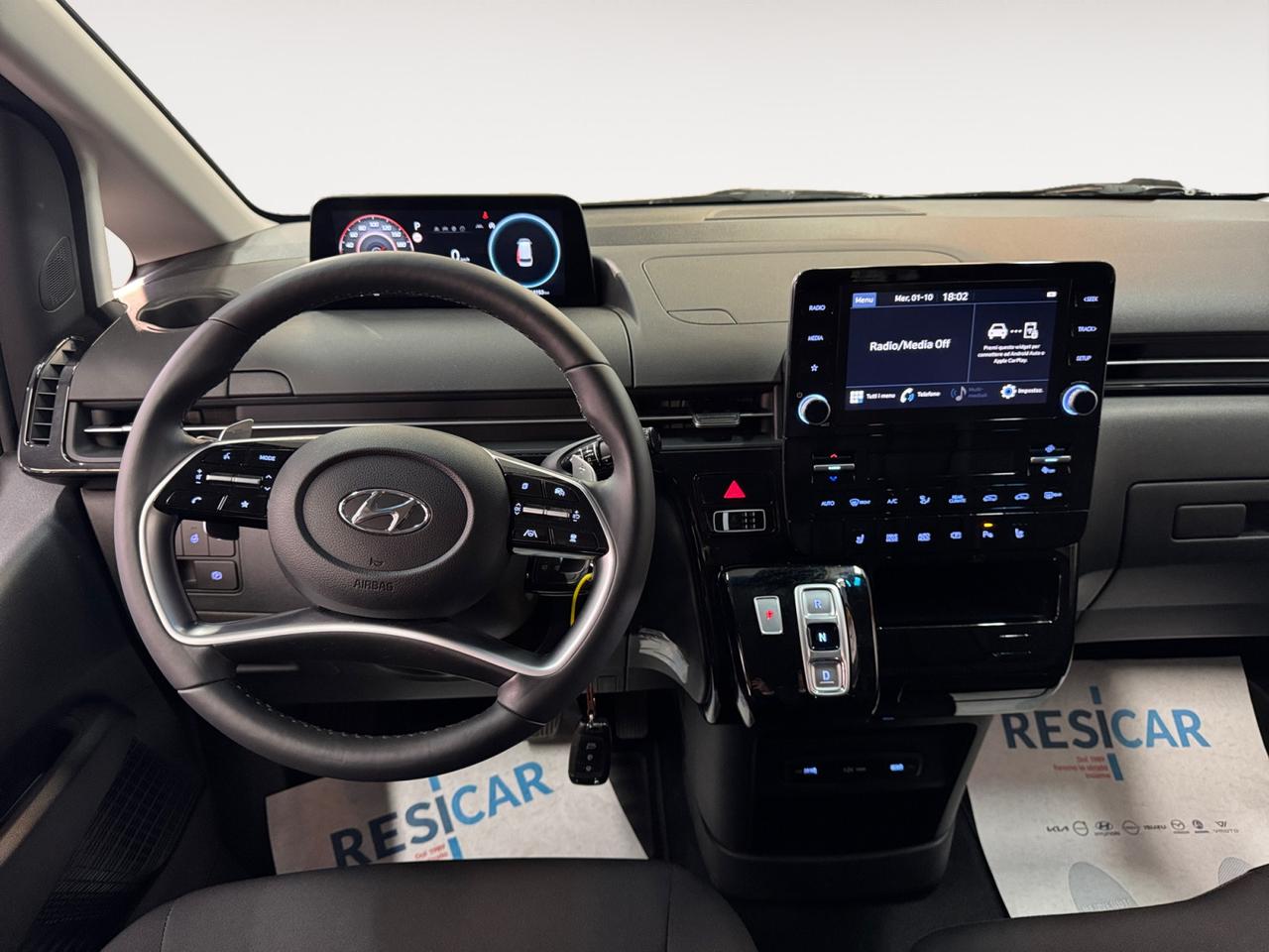 HYUNDAI Staria 2.2 Wagon 2wd auto