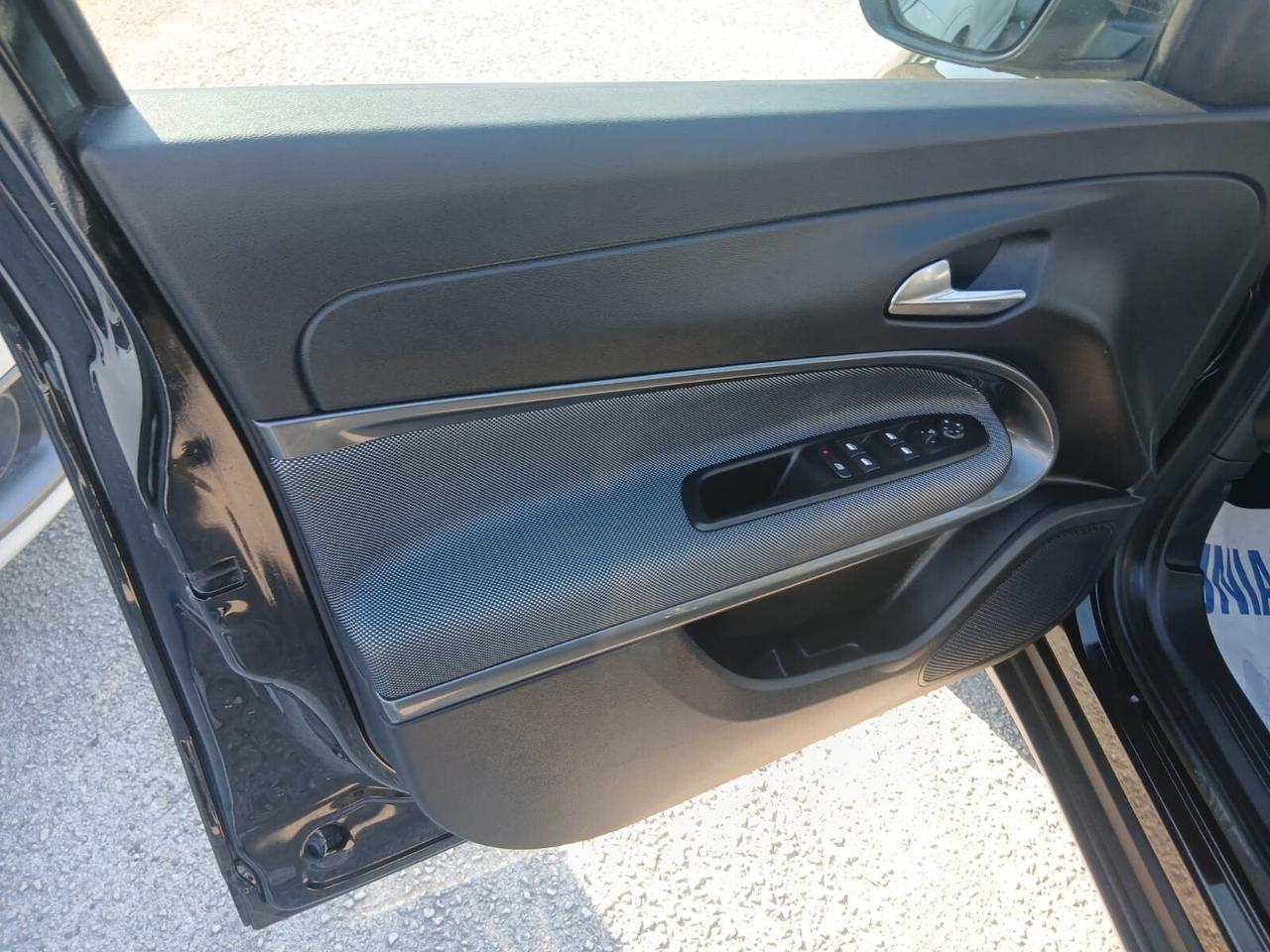 Fiat 600 Hybrid 100 CV DCT MHEV