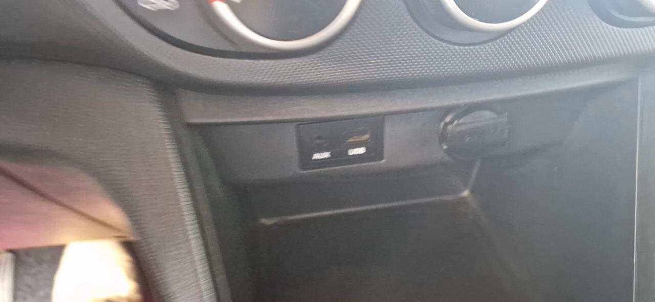 Hyundai i10 1.0 MPI Select Tagliandata e perfetta clima 5 porte
