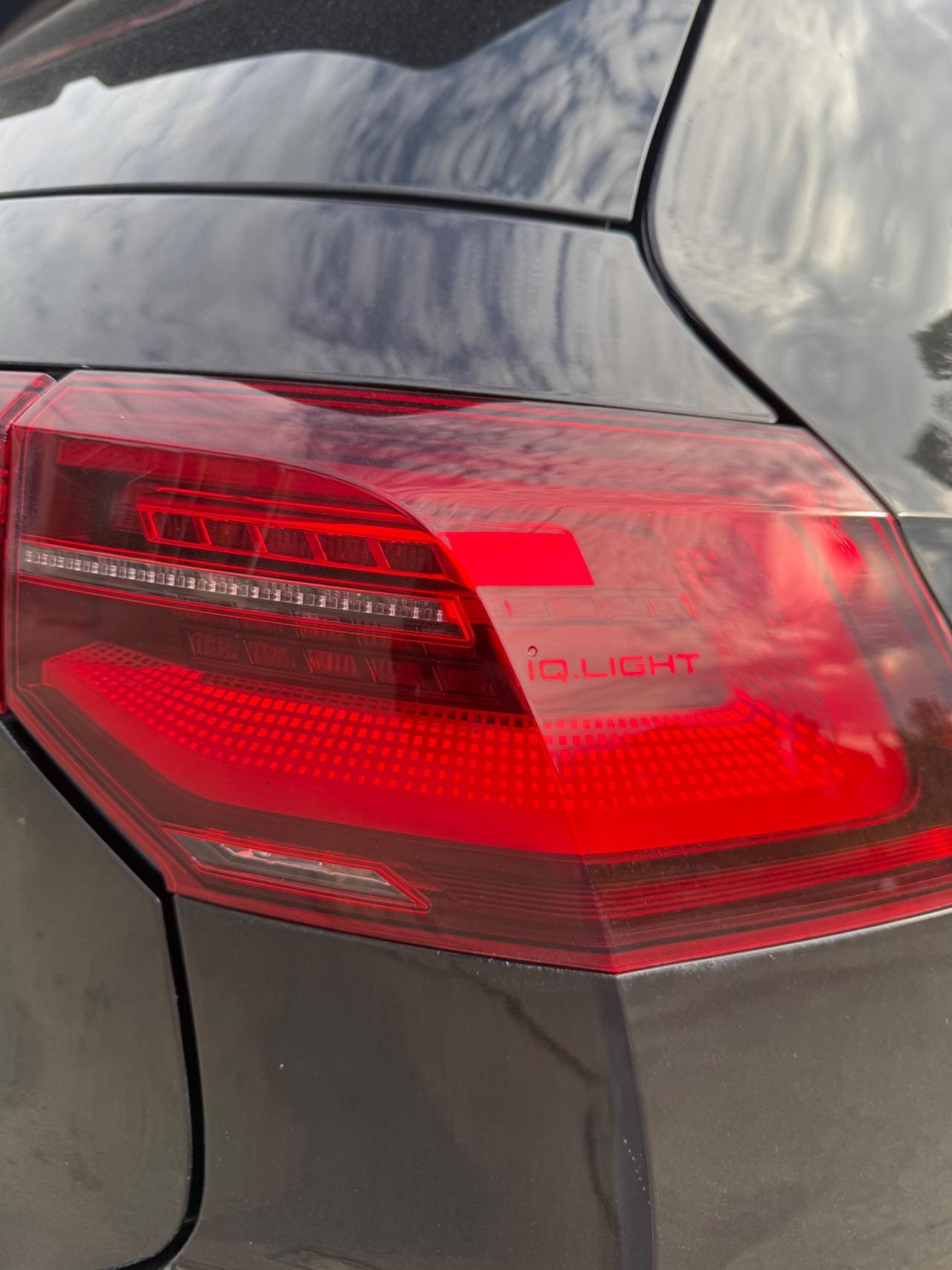 Volkswagen Golf GTI 2.0 TSI
