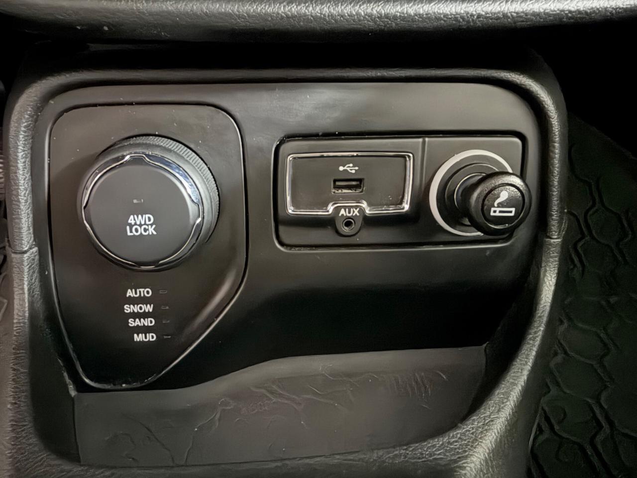JEEP Renegade 2.0 MTJ (120) 4x4 Nigth Eagle 2016