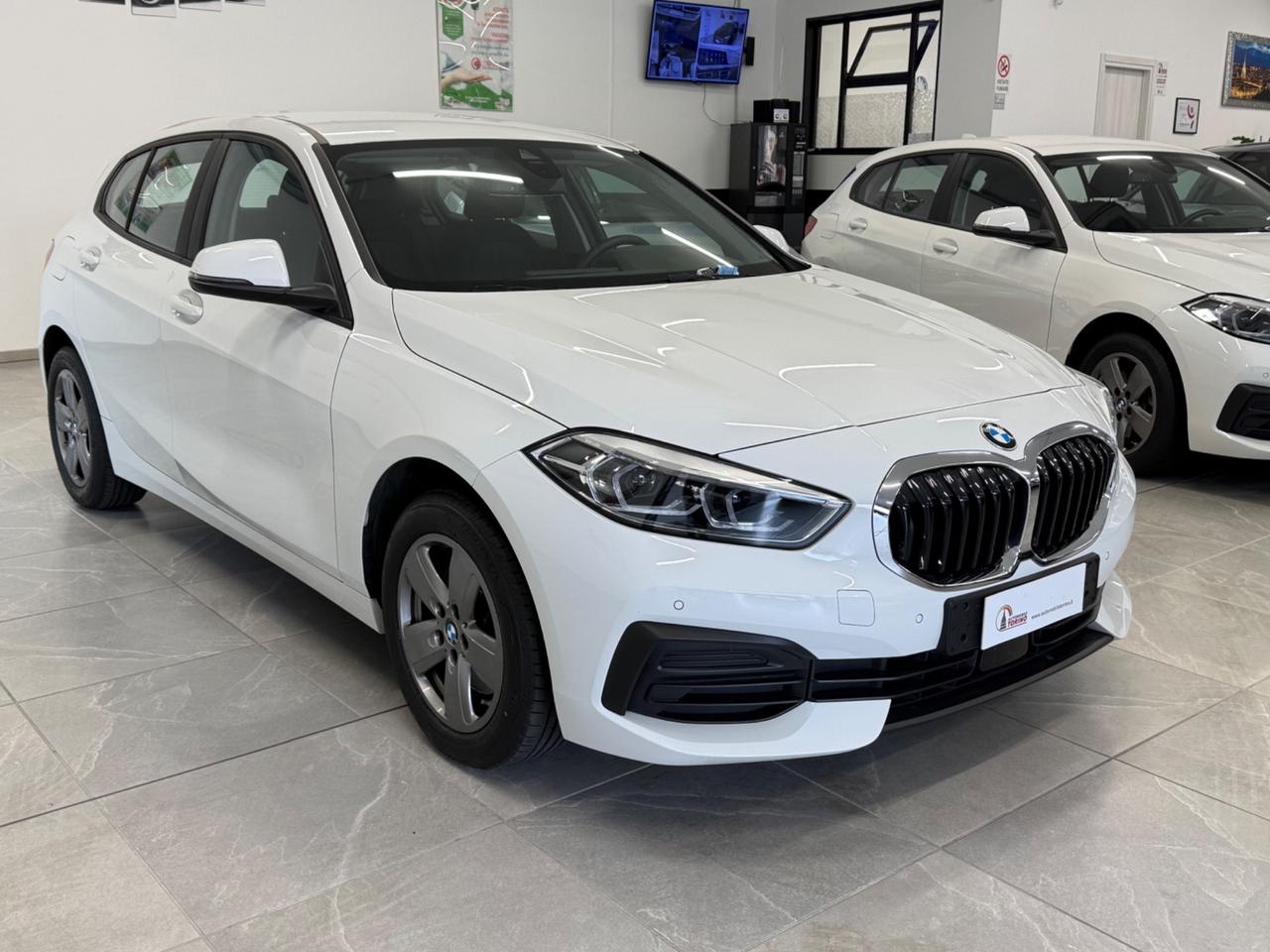 Bmw 118 118i 5p. Business Advantage