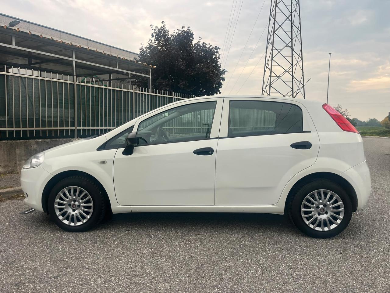 Fiat Grande Punto 1.2 5p SOLO 40.000KM