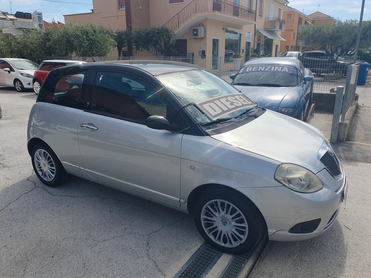 Lancia Ypsilon 1.3 MJT 75 CV Neopatentati 2007