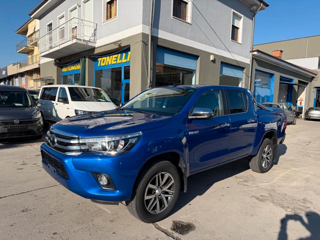 Toyota Hilux 2.4 D-4D 4WD 4 porte Double Cab Comfort