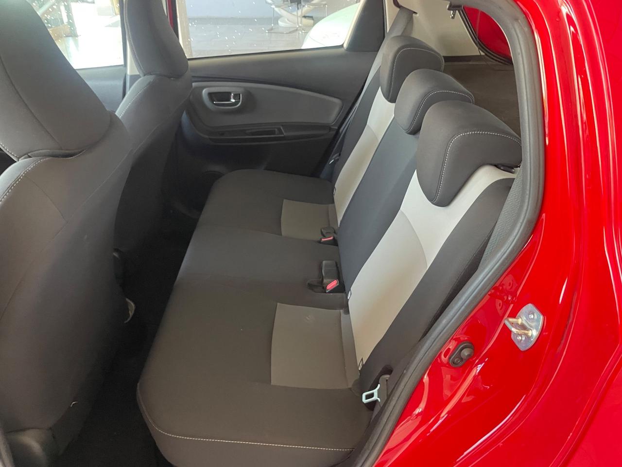 Toyota Yaris 1.5 Hybrid 5 porte Active - Nessun vincolo -