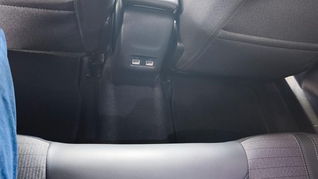 Peugeot 2008 BlueHDi 130 S&S EAT8 Allure Pack