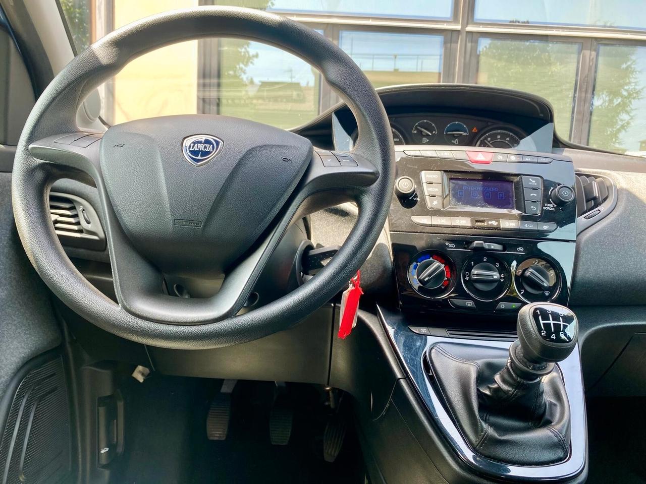Lancia Ypsilon Hybrid Platino GARANZIA -VARIE UNITA'