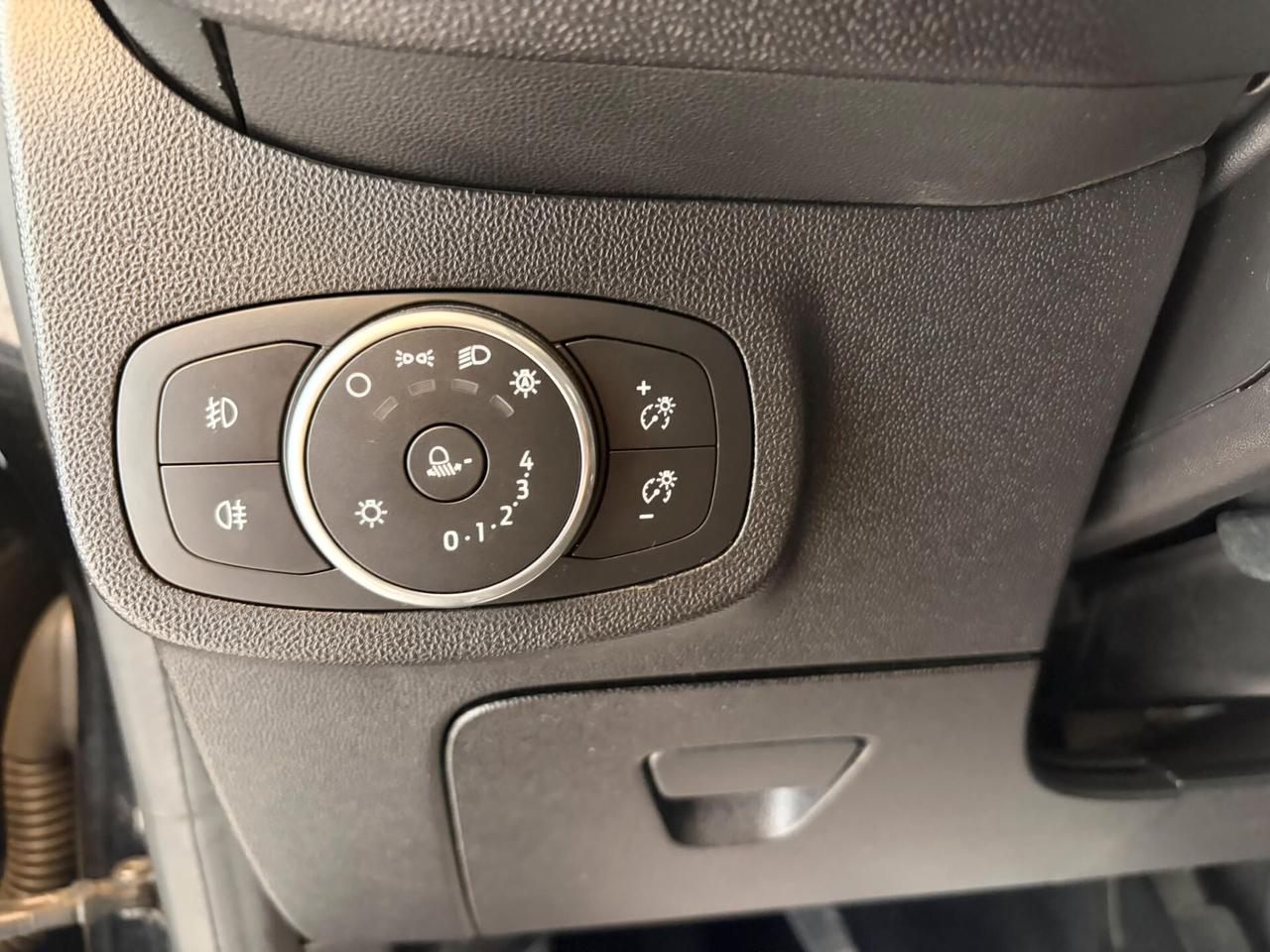 Ford Fiesta 1.5 TDCi 95CV - NEOPATENTATI - TETTO APRIBILE