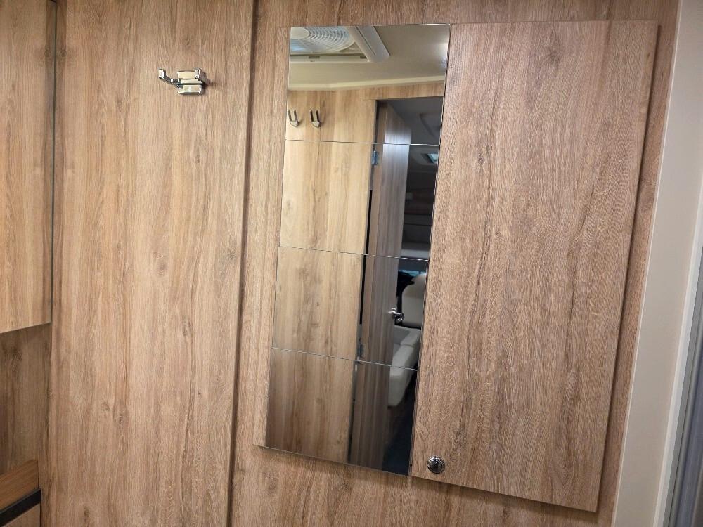 CAMPER EURAMOBIL INTEGRA LINE 695 LF