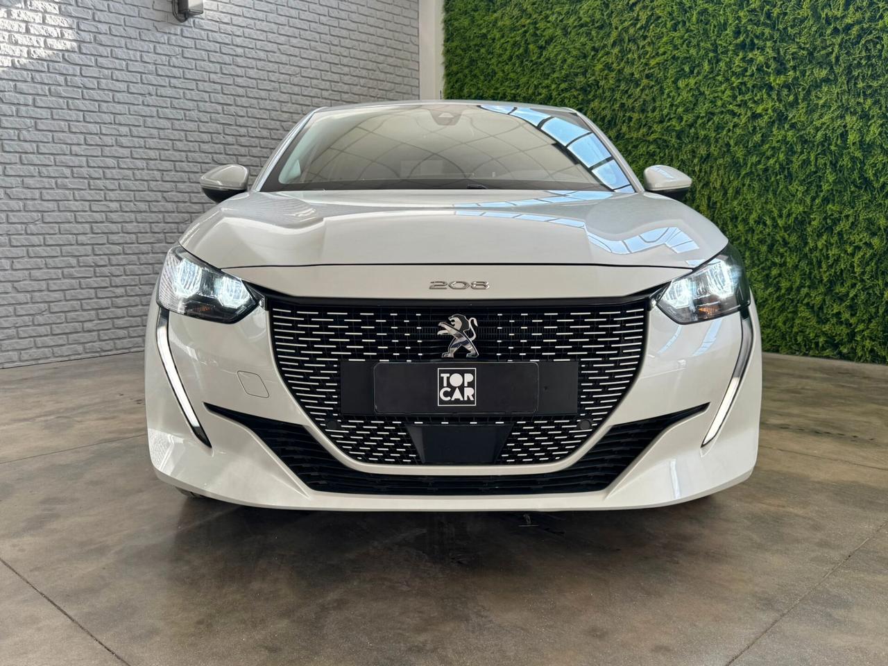Peugeot 208 motore elettrico 136 CV 5 porte Allure